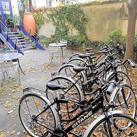 Solar 2* Paris