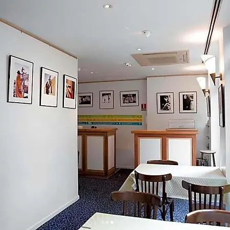 Hotel Solar 2*